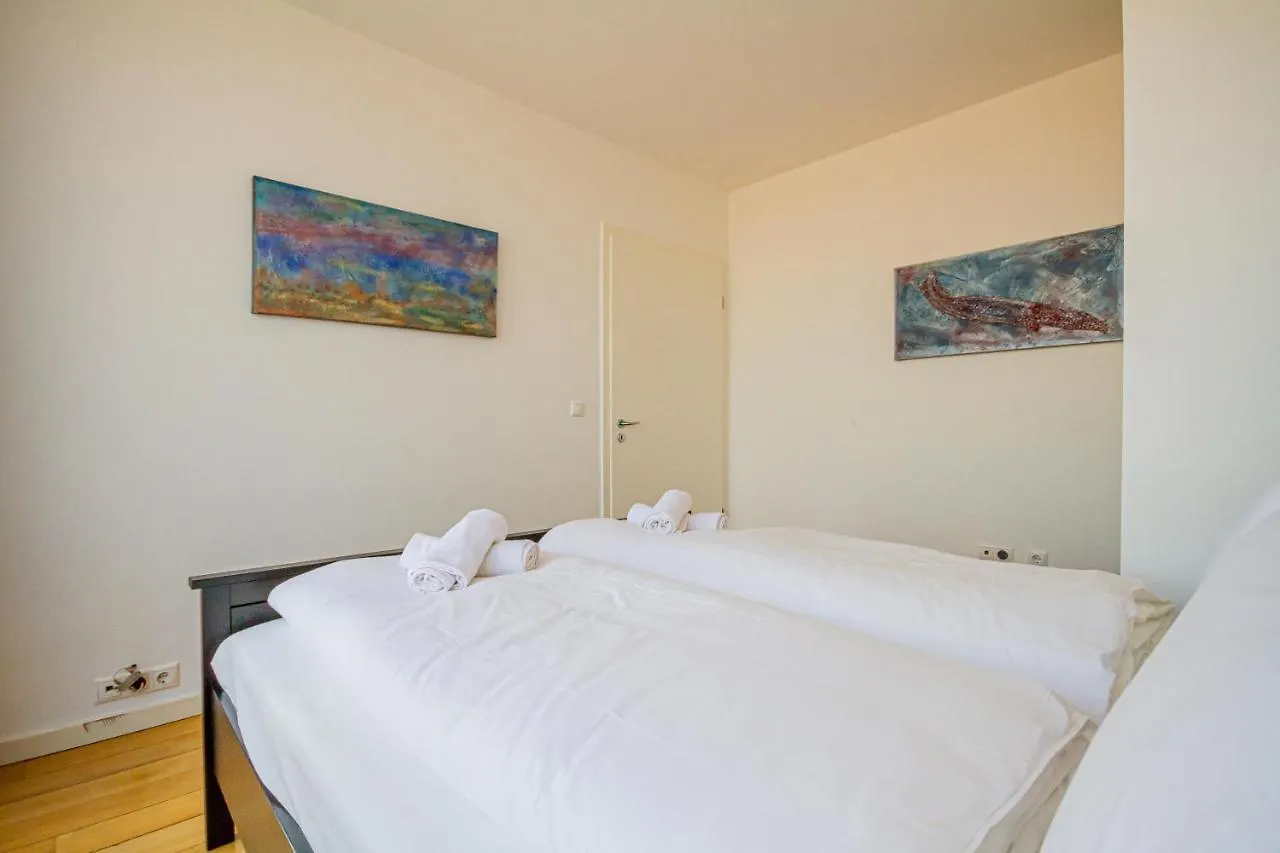 Luxury Apartment With Balcony In Downtown Budapest
